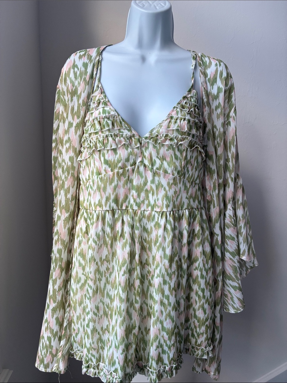 Francesca's Jun&Ivy Summer Romper & Cover Up